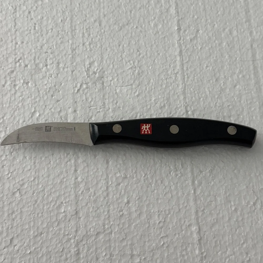 Zwilling J.A. Henckels Paring Knife 2.5
